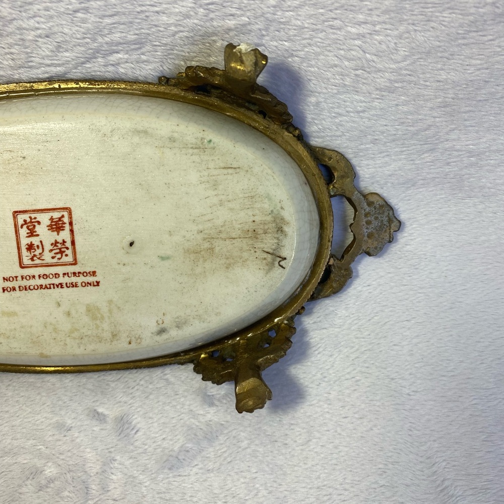 Antique Hua Rong Tang Zhi Porcelain & Ornate Bronze Footed Floral Tray 8” - Picture 5 of 9